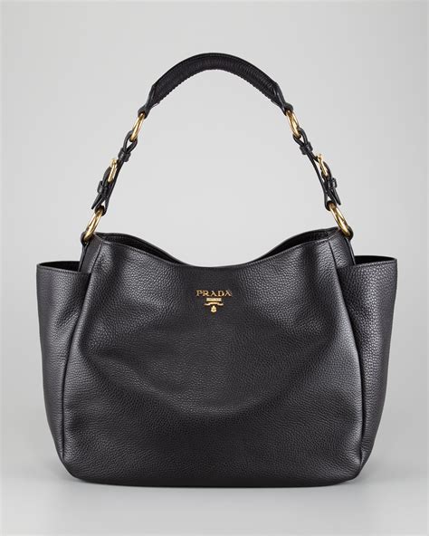 prada daino tote